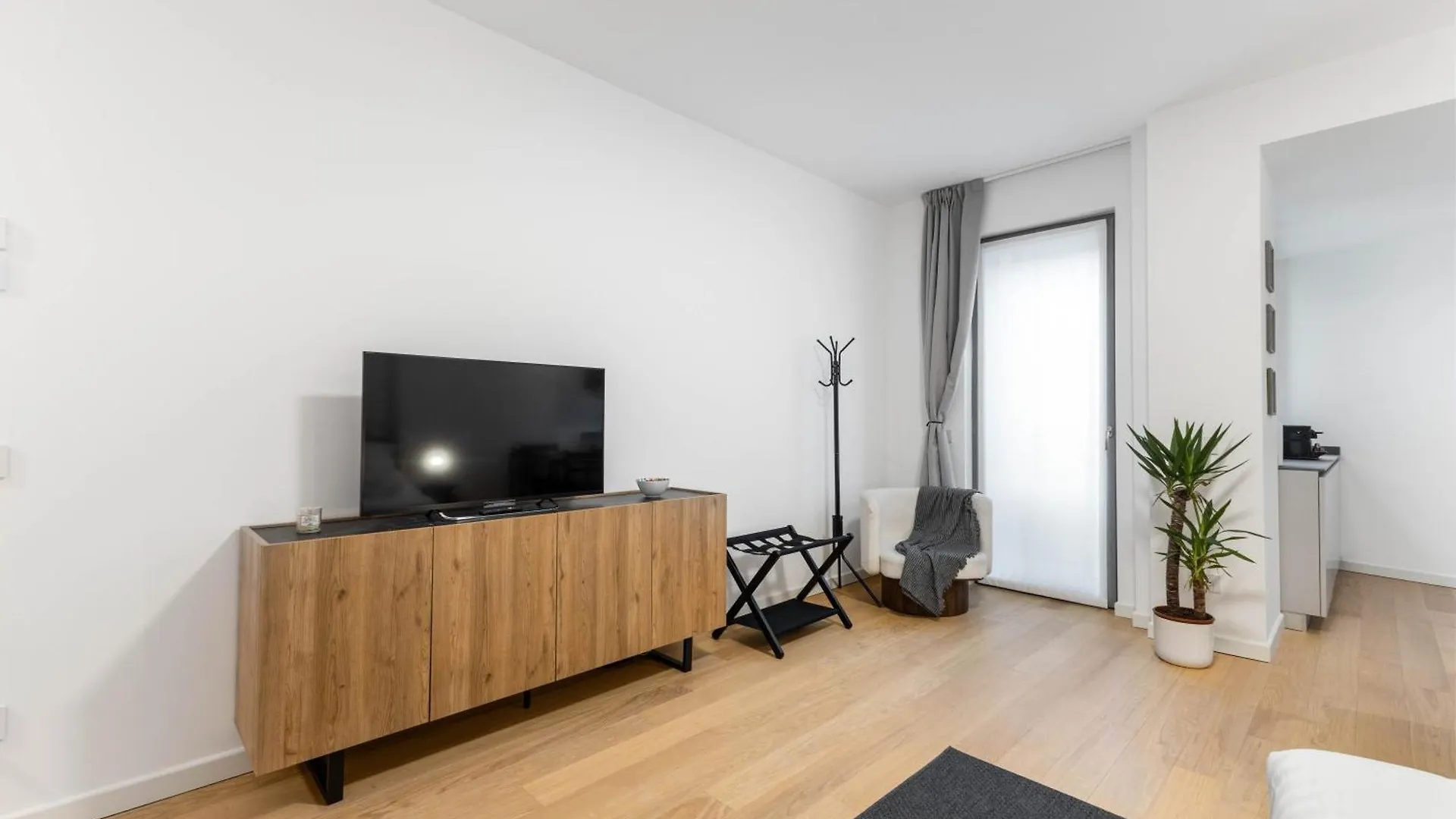 Vivimihome - Navigli Design Loft With Terrace Milan 0*,  Italy