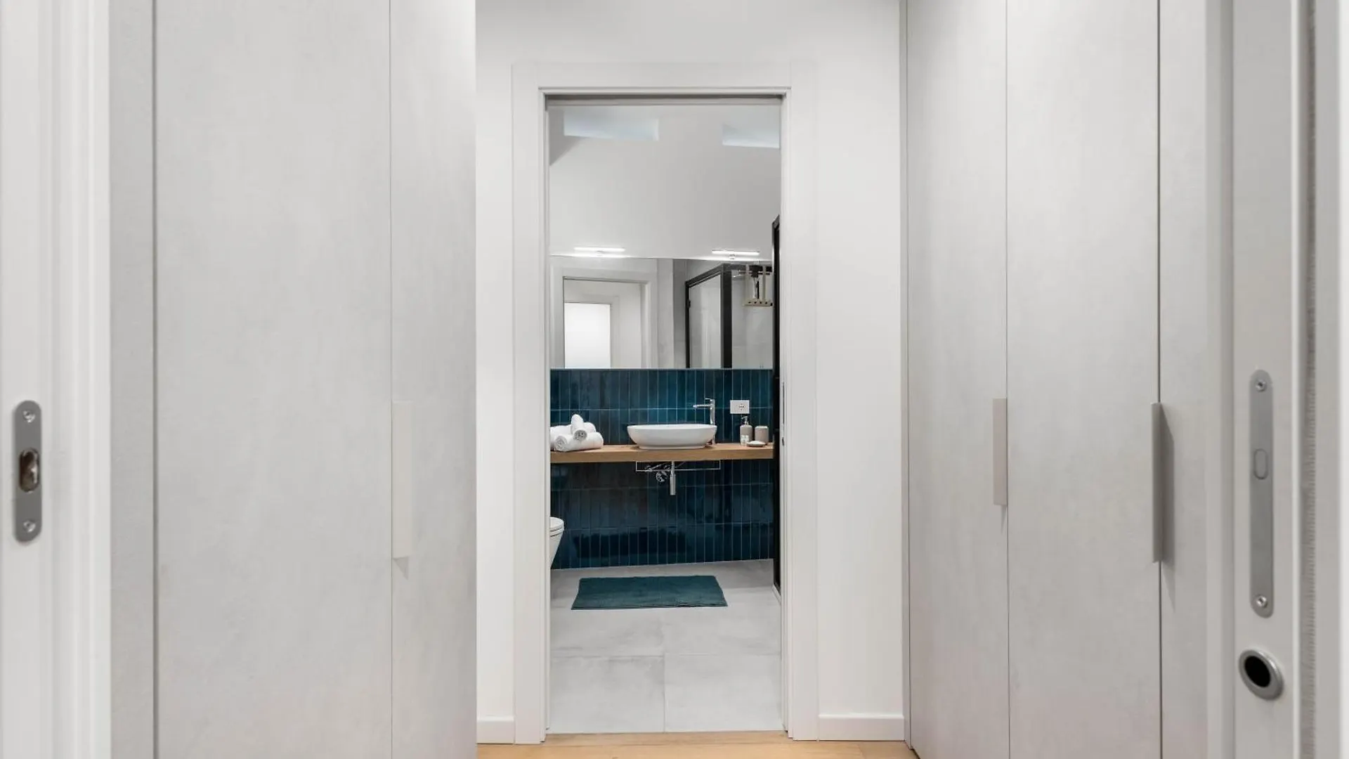 Vivimihome - Navigli Design Loft With Terrace Milan 0*,  Italy