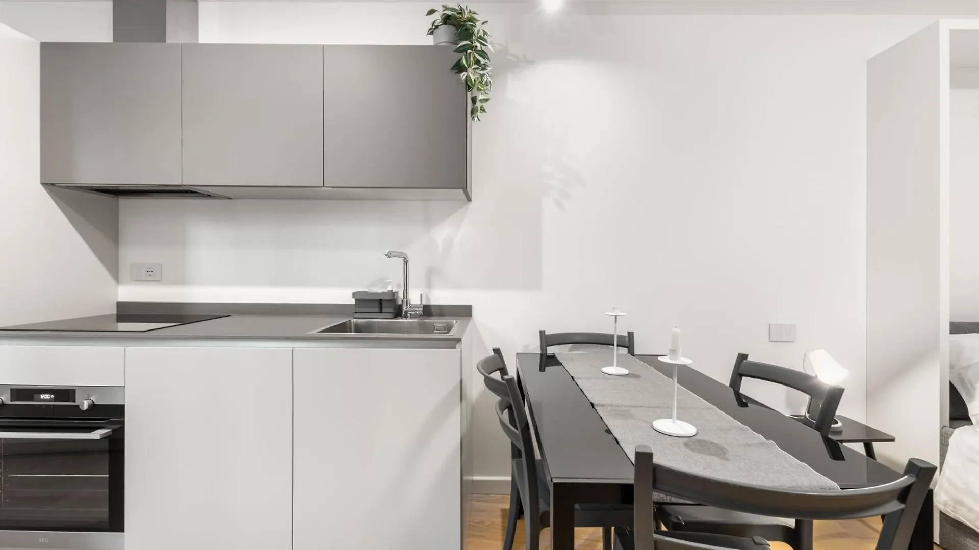 Vivimihome - Navigli Design Loft With Terrace Milan Apartment