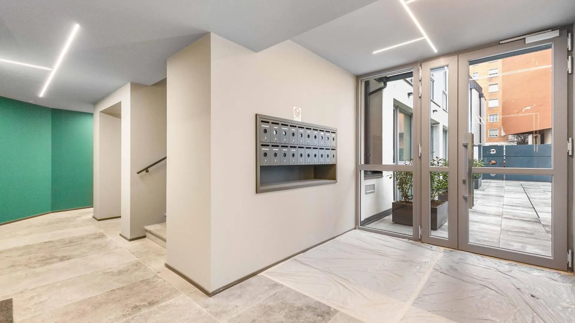 Vivimihome - Navigli Design Loft With Terrace Milan 0*,  Italy